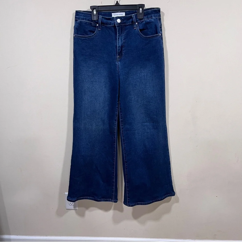 Risen jeans wide leg denim blue size 11/30 women’s EUC high waisted - Picture 3 of 10